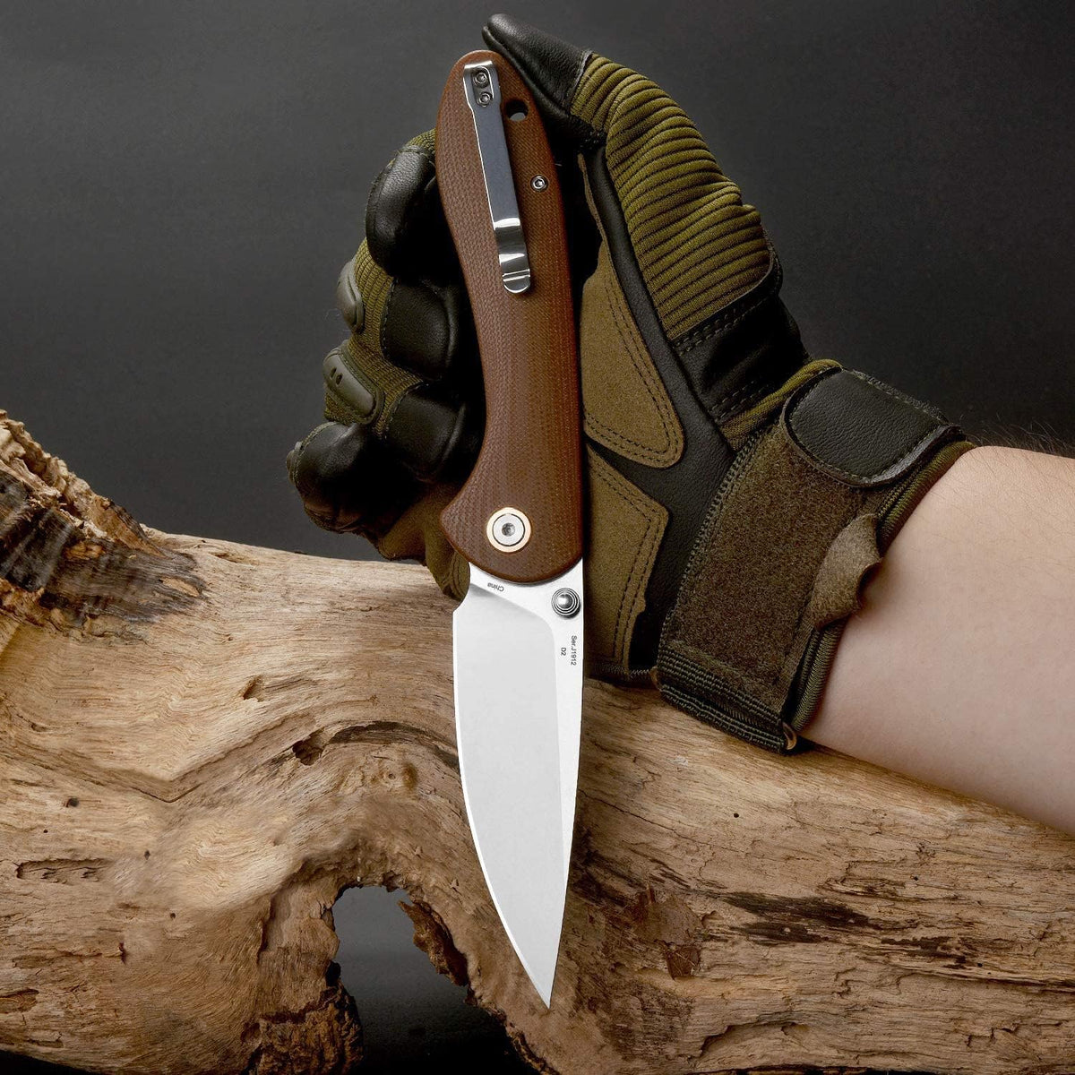 Folding Knife with Black PVD Blade and Carbon Fiber Handle J781748