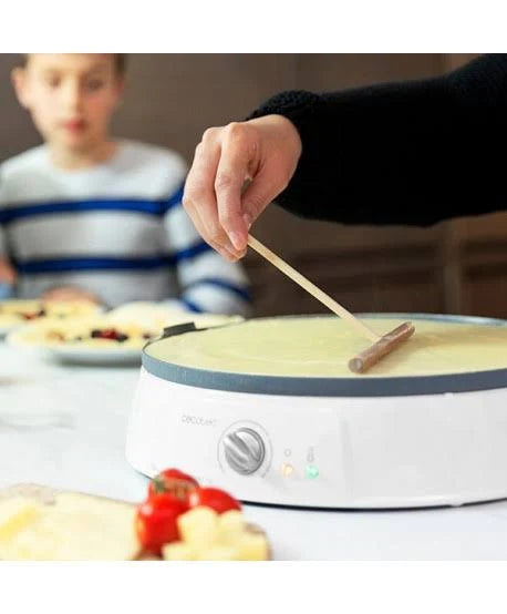 White Gray 1200W Crepe Maker U673