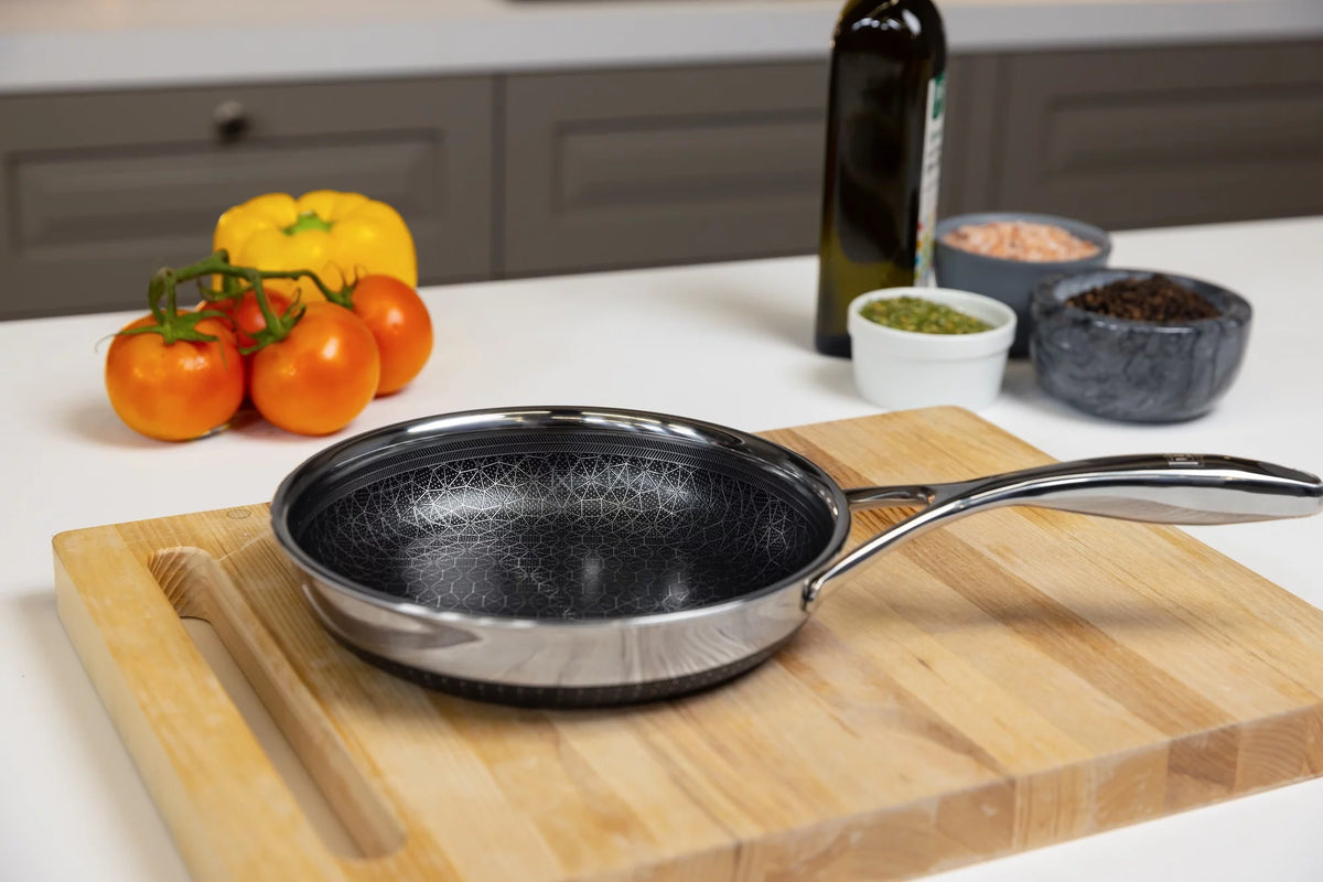 8” Hybrid Nonstick Frying Pan C15908