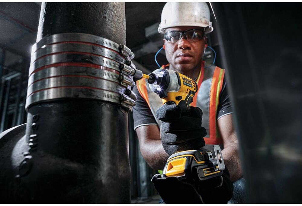 Compact Cordless Impact Driver Q81336