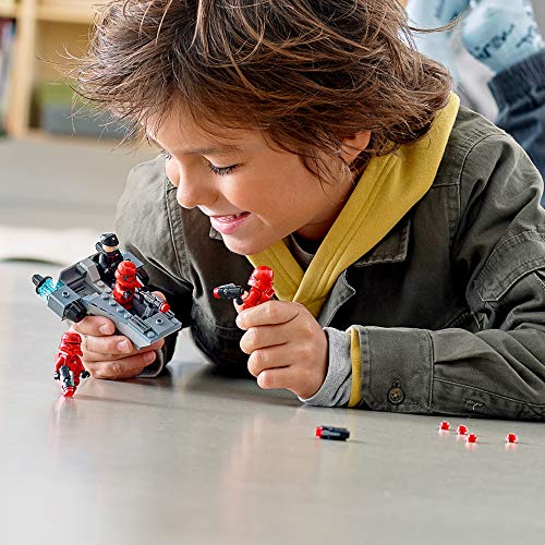 Sith Troopers Battle Pack Stormtrooper Speeder Vehicle Building Kit (105 Pieces) F572889